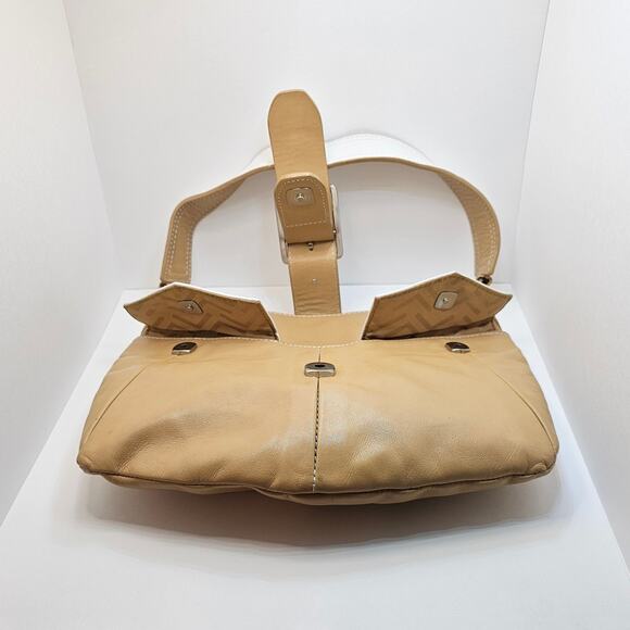 Via Spiga Leather Tan & White Baguette Purse - Picture 9 of 11